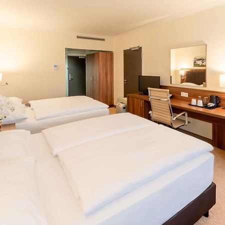 Plaza Premium Wien Luaran gambar