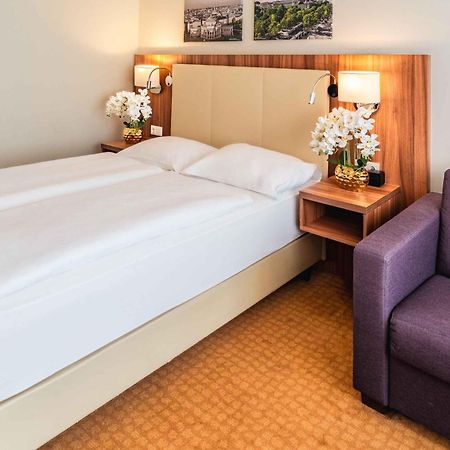 Plaza Premium Wien Luaran gambar