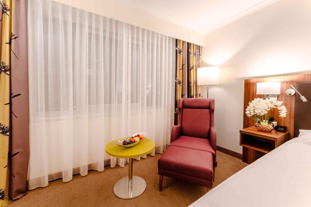Plaza Premium Wien Luaran gambar