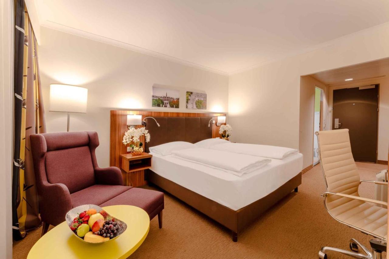 Plaza Premium Wien Luaran gambar
