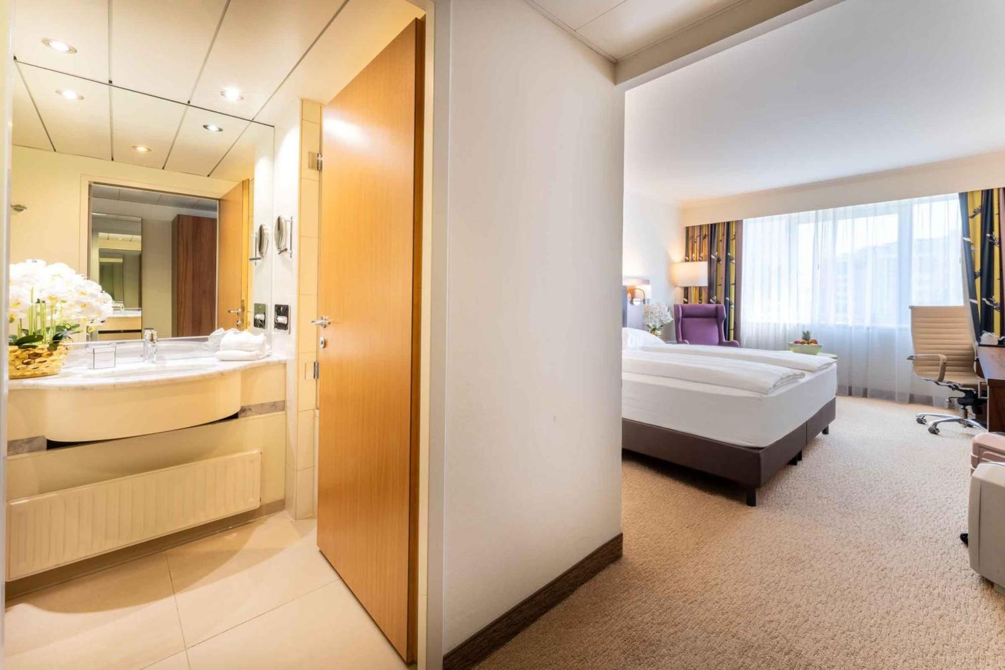 Plaza Premium Wien Luaran gambar